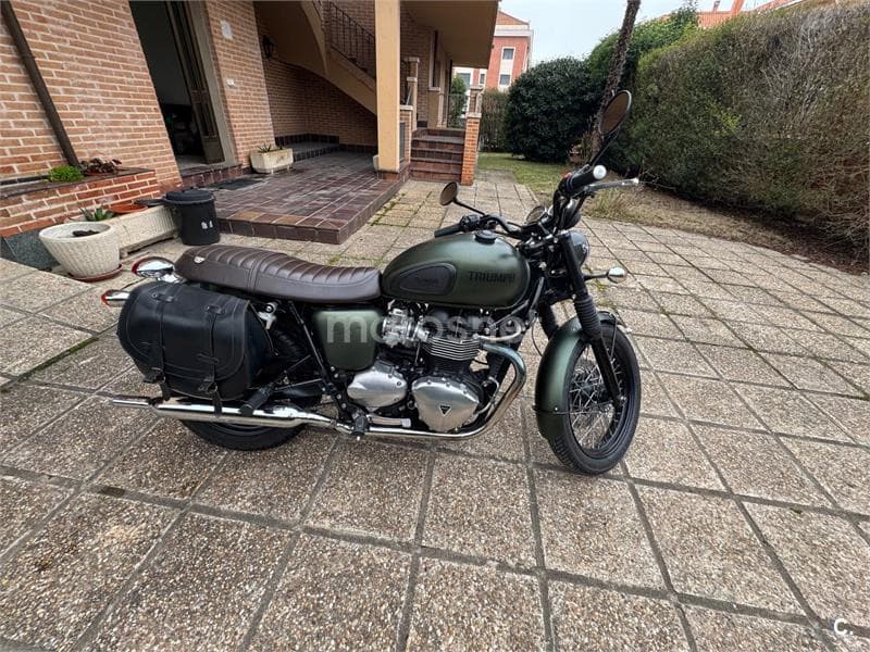 Triumph BONNEVILLE Steve McQueen – Vista 4