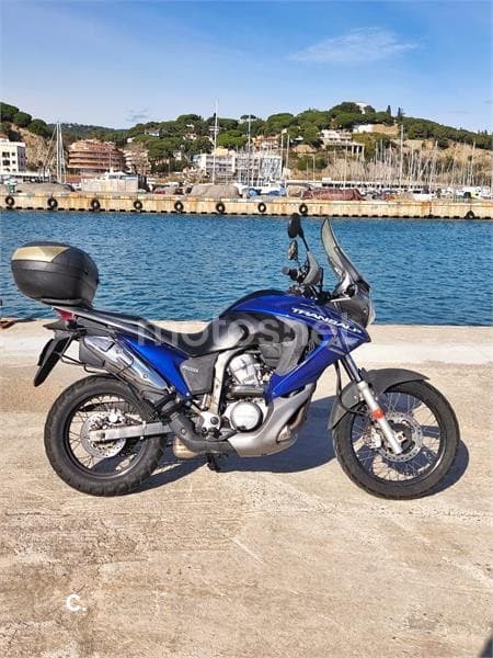 Honda Transalp XL 700 V – Vista 3