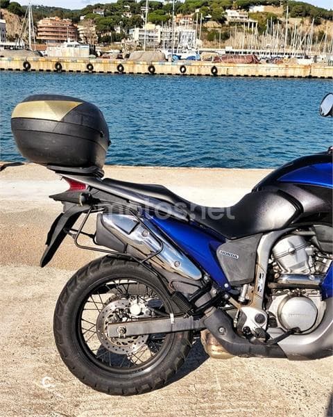 Honda Transalp XL 700 V – Vista 6