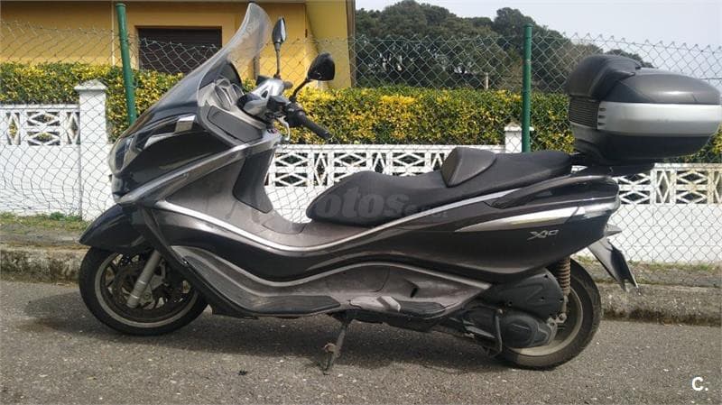 Piaggio X10 125 ie Executive – Vista 3