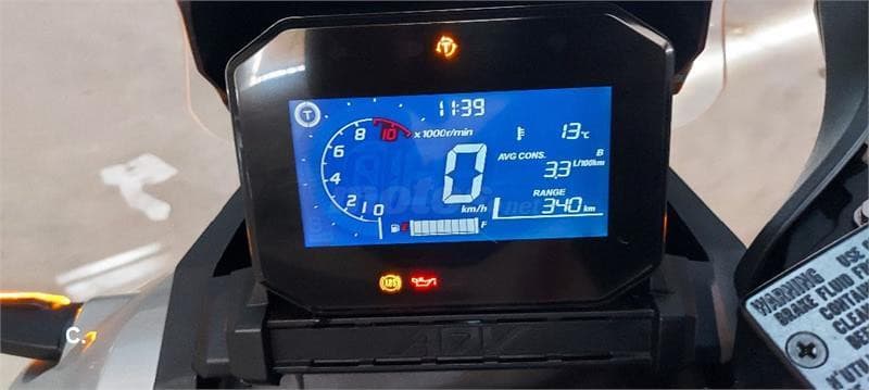 Honda ADV 350 – Vista 5