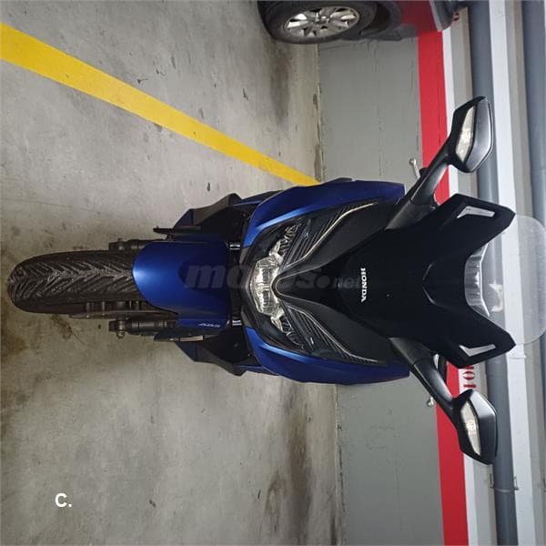 Honda Forza 125 – Vista 3