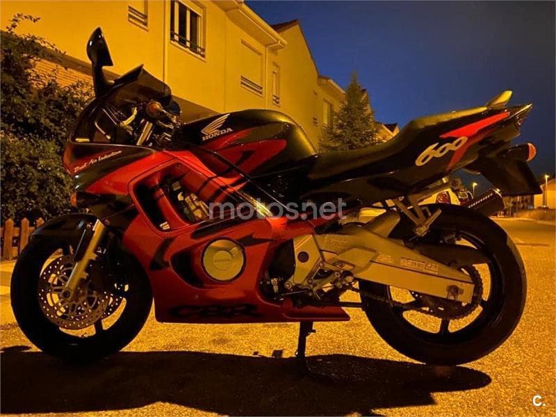 Honda CBR 600F 3000 € 1998 Valladolid - 1