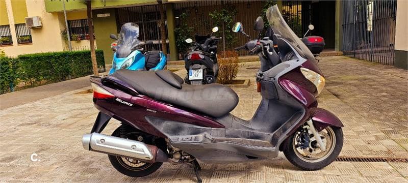 Suzuki BURGMAN 125 1000 € 2010 Sevilla - 2