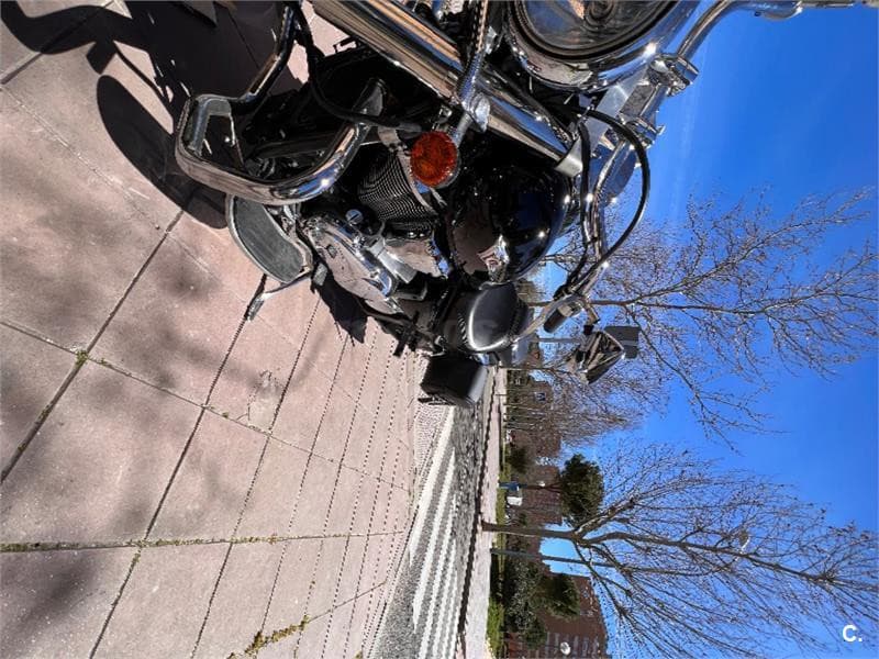 Kawasaki VN 900 CLASSIC – Vista 2