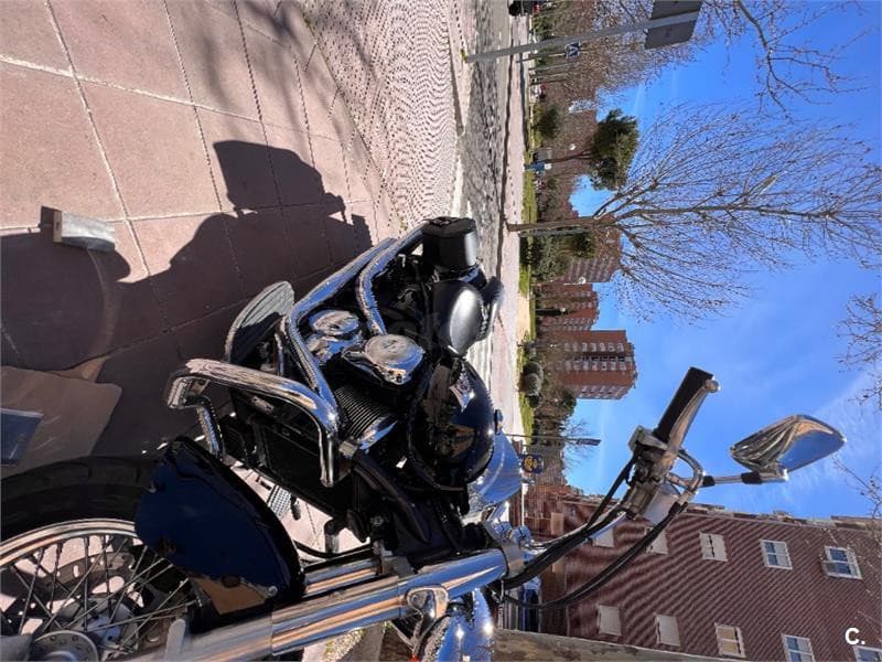 Kawasaki VN 900 CLASSIC – Vista 3