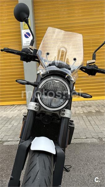 Husqvarna Svartpilen 401 3200 € 2019 Madrid - 5