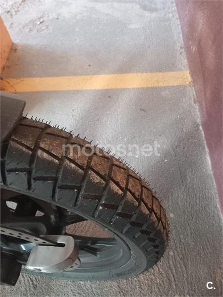 BMW F 750 – Vista 4