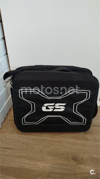 BMW F 750 – Vista 7