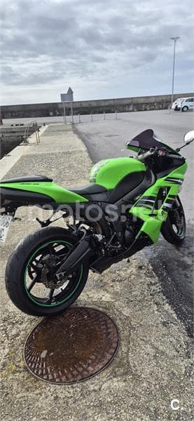 Kawasaki ZX 6 RR – Vista 4