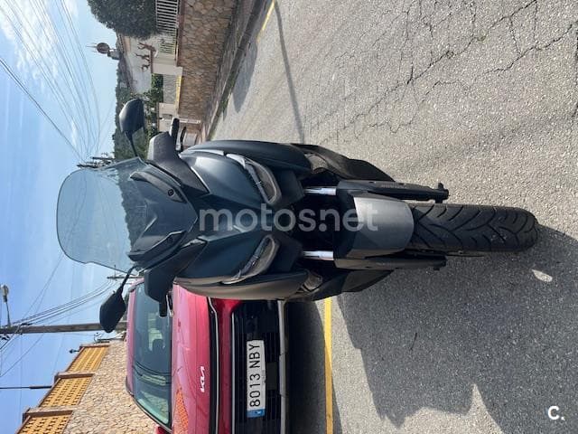 Yamaha XMAX 300 – Vista 2