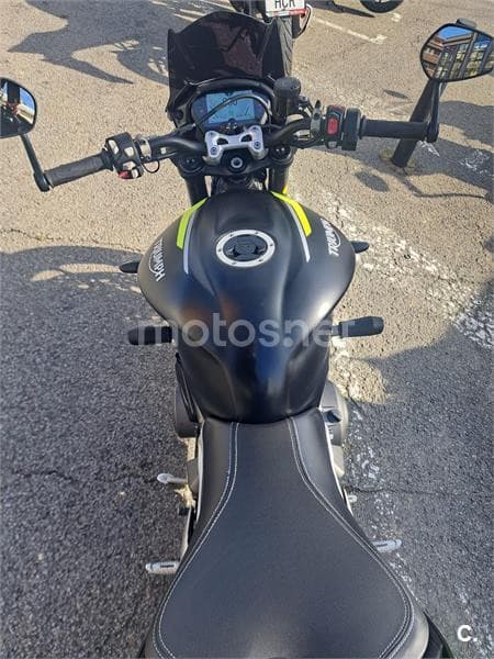 Triumph Street Triple – Vista 4