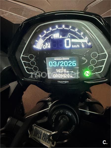 Triumph Trident 660 – Vista 1