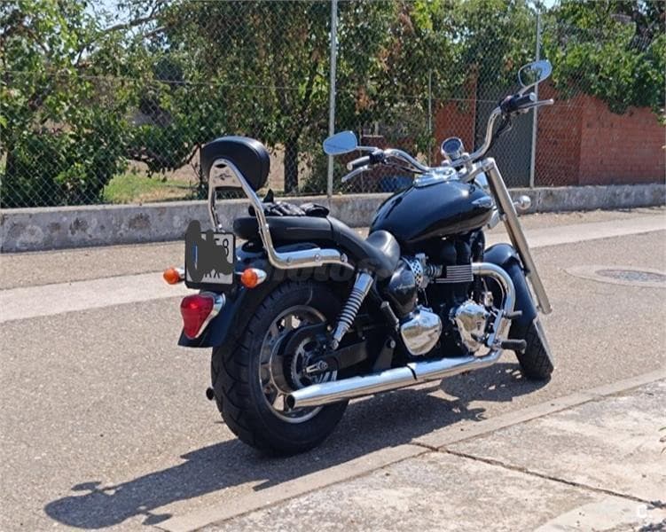 Triumph America 900 5600 € 2013 Bizkaia - 1