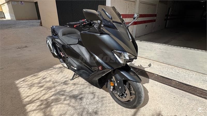 Yamaha TMAX 560 ABS – Vista 2