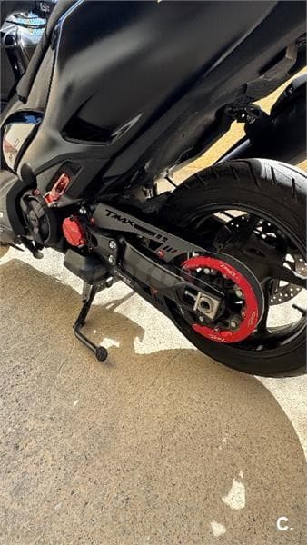 Yamaha TMAX 560 ABS – Vista 5