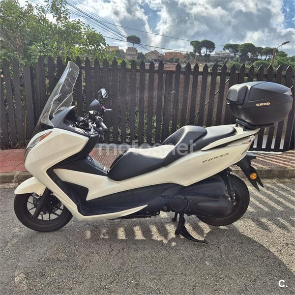 Honda NSS 300 Forza ABS 3300 € 2015 Barcelona - 1