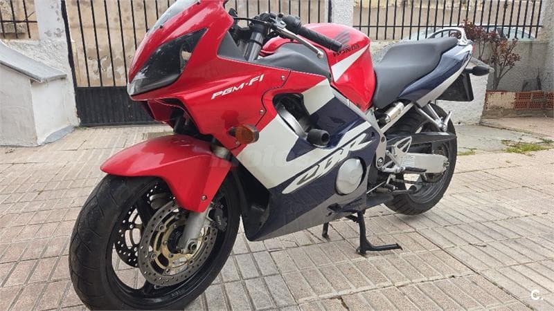Honda CBR 600F – Vista 1