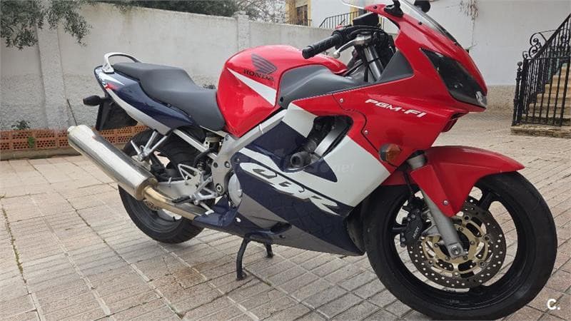 Honda CBR 600F – Vista 3