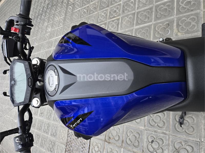 Yamaha MT-07 – Vista 7