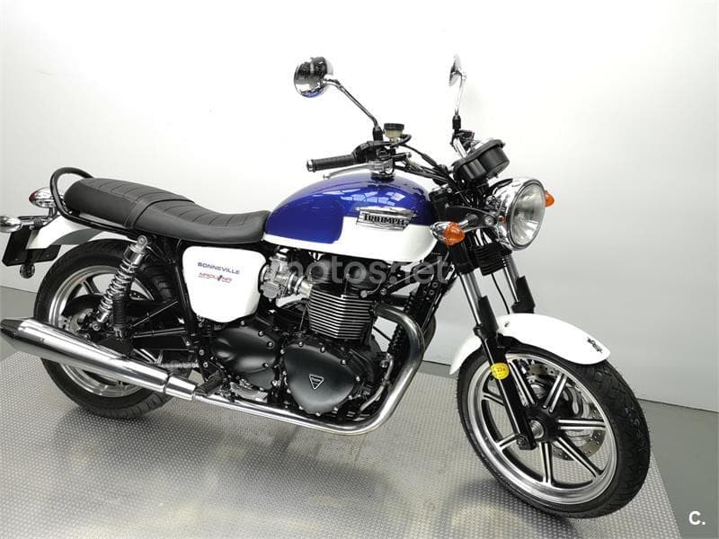 Triumph Bonneville T100 – Vista 1