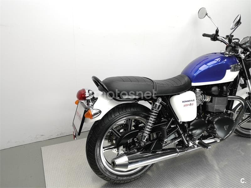 Triumph Bonneville T100 – Vista 2