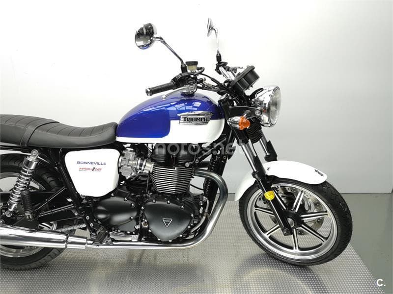 Triumph Bonneville T100 – Vista 3
