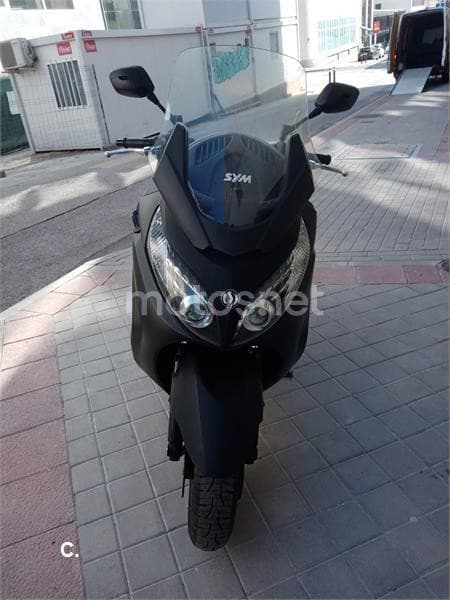 SYM Maxsym 600 – Vista 3