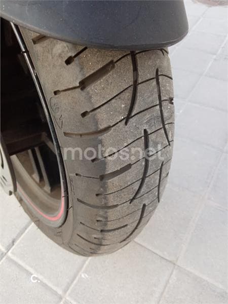 SYM Maxsym 600 – Vista 6