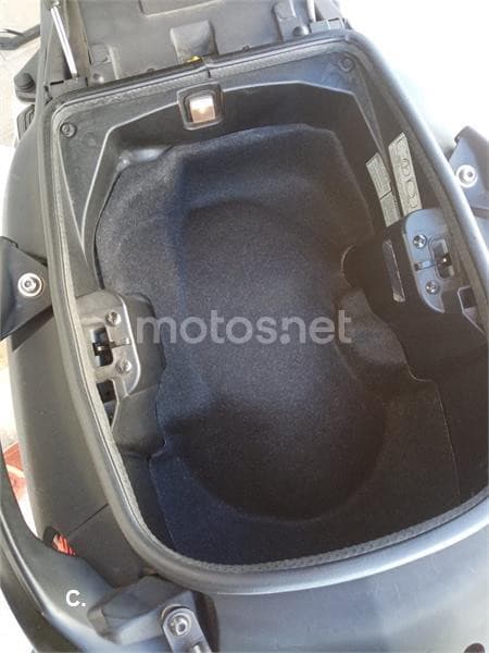 SYM Maxsym 600 – Vista 8