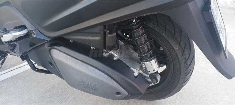 SYM Maxsym 600 – Vista 8