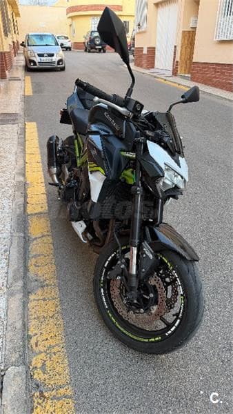 Kawasaki Z 900 – Vista 3
