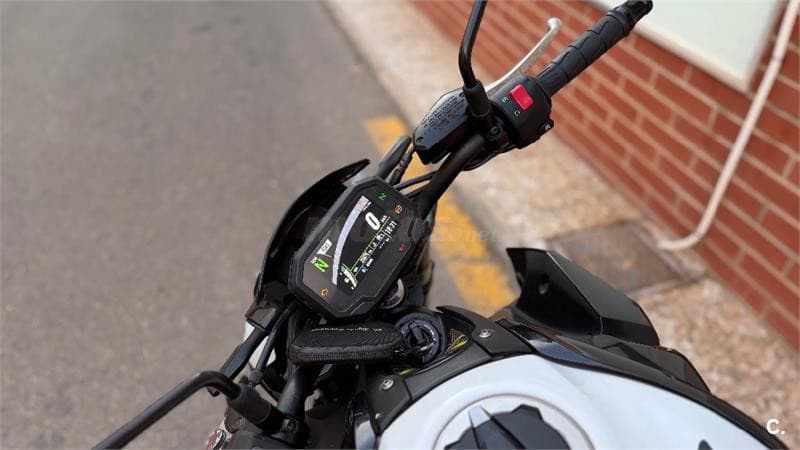 Kawasaki Z 900 – Vista 5