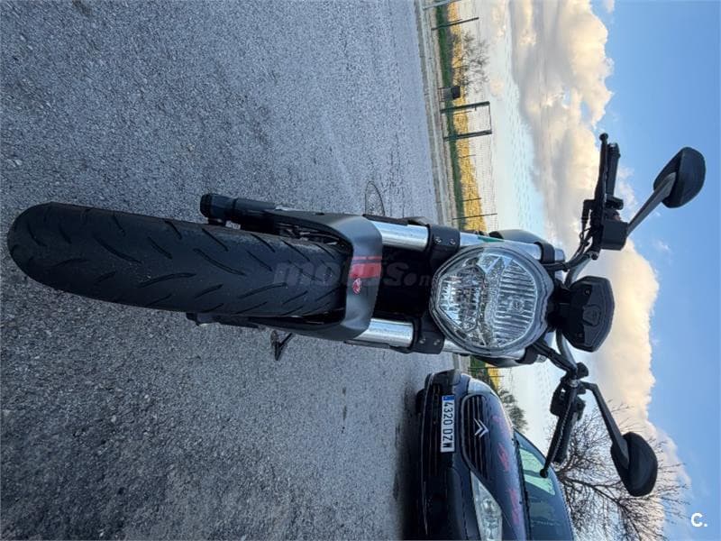 Ducati Monster 797 – Vista 3