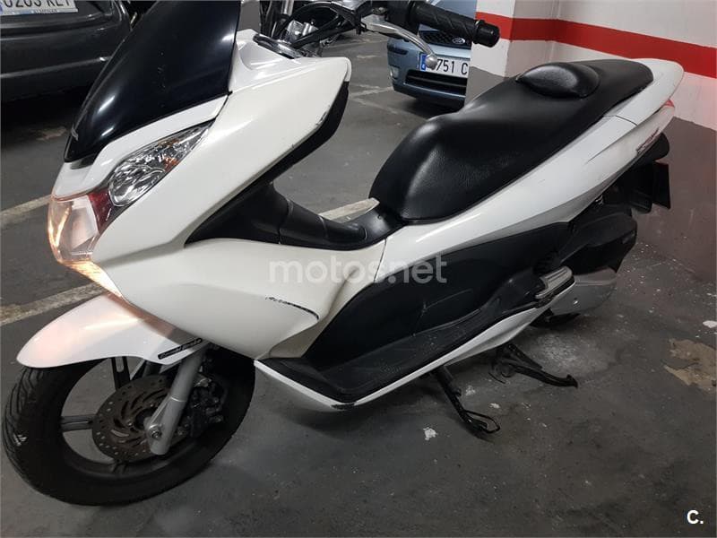 Honda PCX 125 – Vista 9