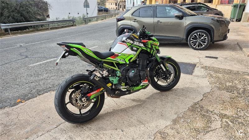 Kawasaki Z 900 – Vista 2