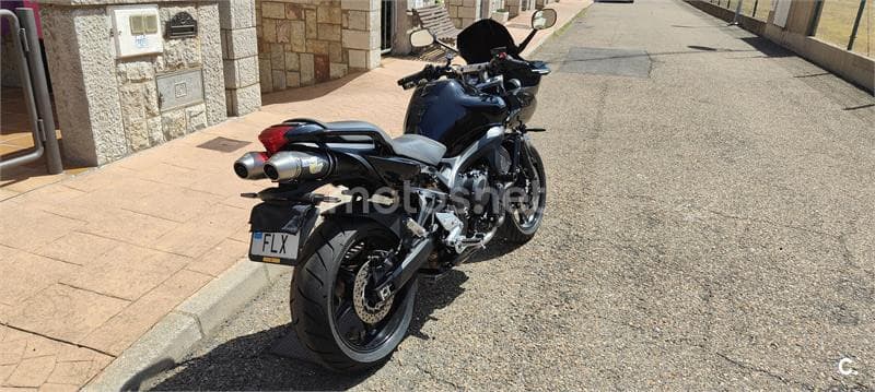 Yamaha FZ6 S S2 – Vista 2