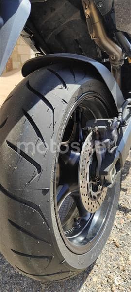 Yamaha FZ6 S S2 – Vista 10