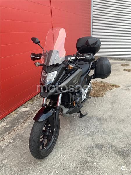 Honda NC 750 X – Vista 4