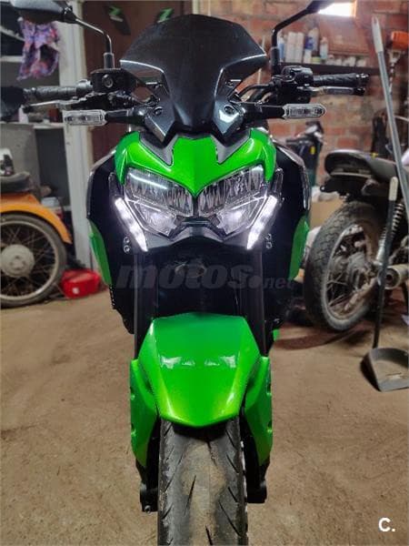 Kawasaki Z 900 – Vista 3