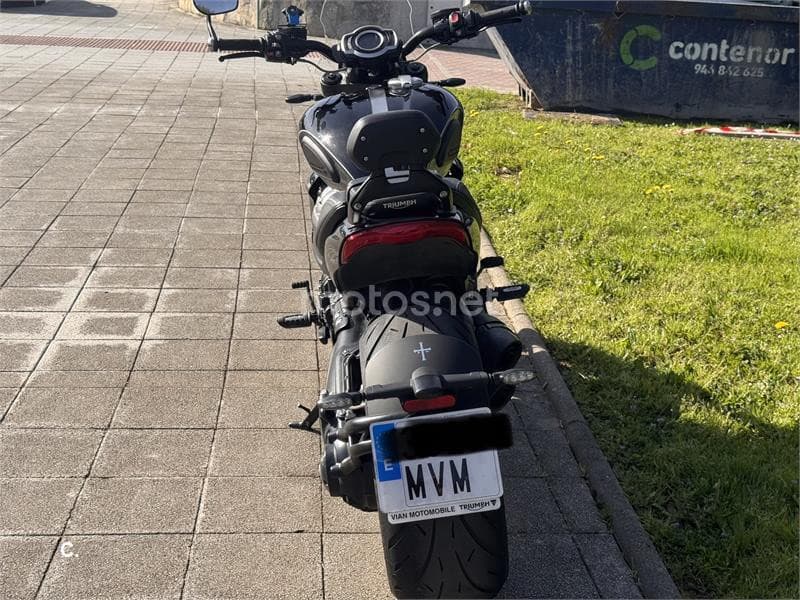 Triumph Rocket 3 – Vista 3