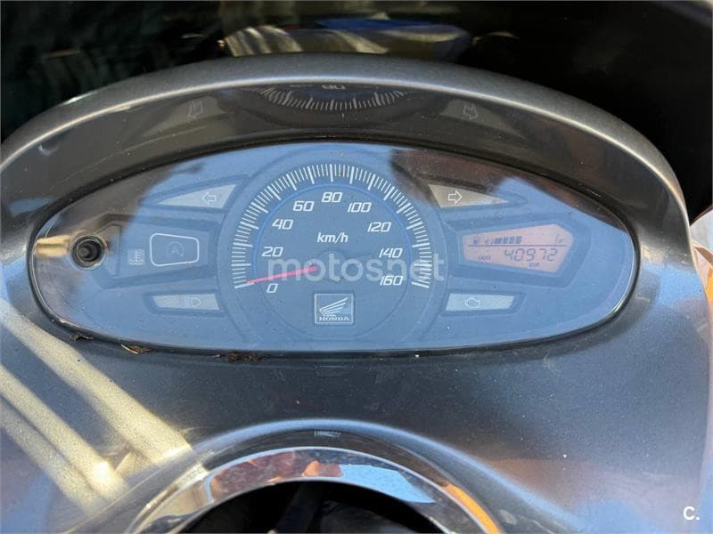 Honda PCX 125 – Vista 5