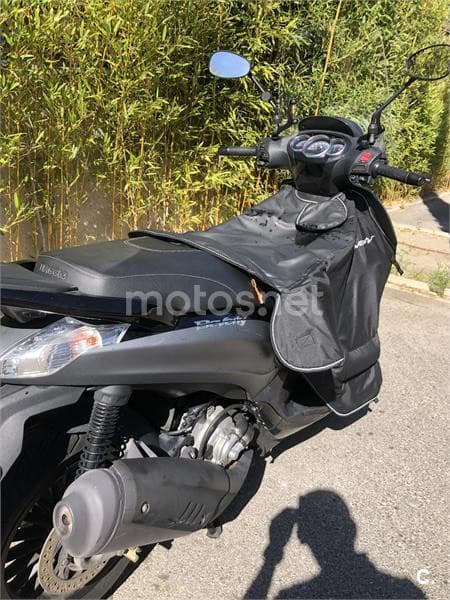 Piaggio Beverly 300 – Vista 4