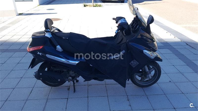 Piaggio X EVO 125 – Vista 5