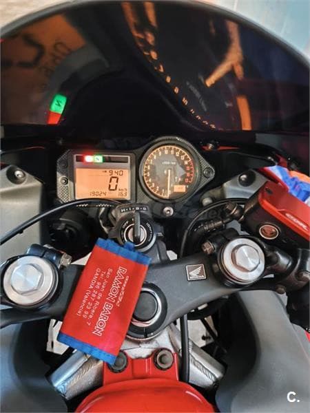 Honda CBR 600F 4200 € 2006 Valencia - 2