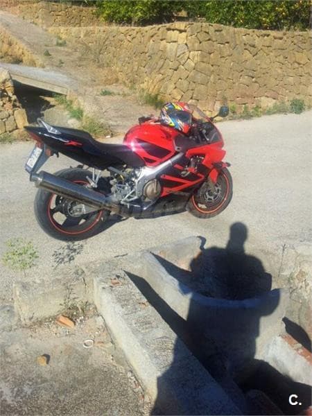 Honda CBR 600F 4200 € 2006 Valencia - 6