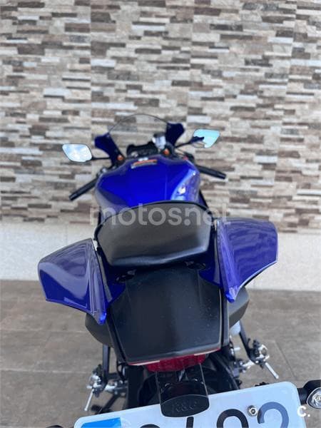 Yamaha R7 – Vista 9