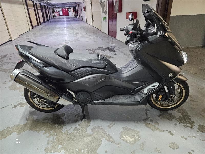 Yamaha TMAX 530 – Vista 4