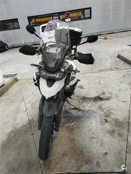 Triumph Tiger 900 – Vista 2