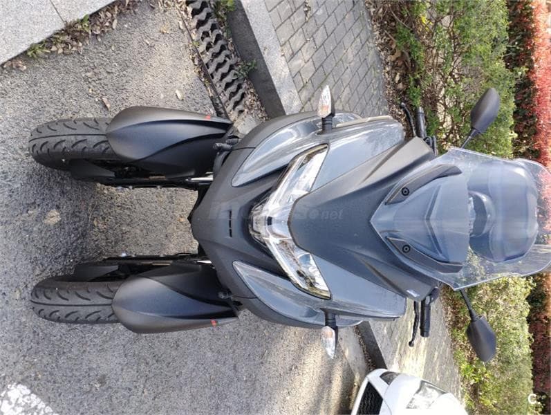 Yamaha Tricity – Vista 1